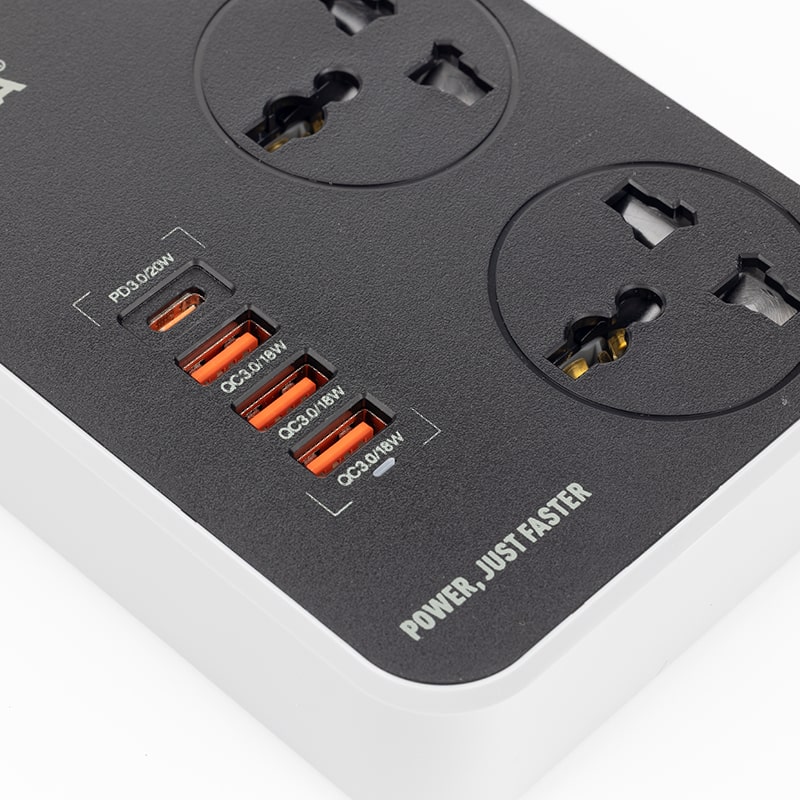 چندراهی برق هیسکا مدل CH-5515 5 چندراهی برق هیسکا مدل CH-5515
